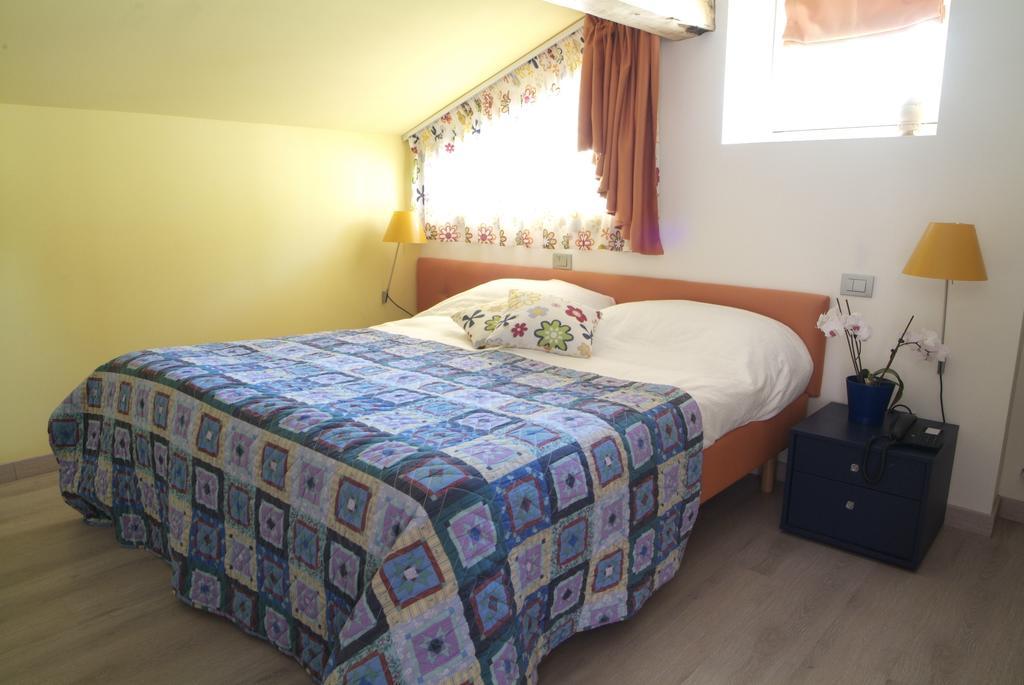 Chambres D'Hotes Nuits De Reve Roisan Exterior photo
